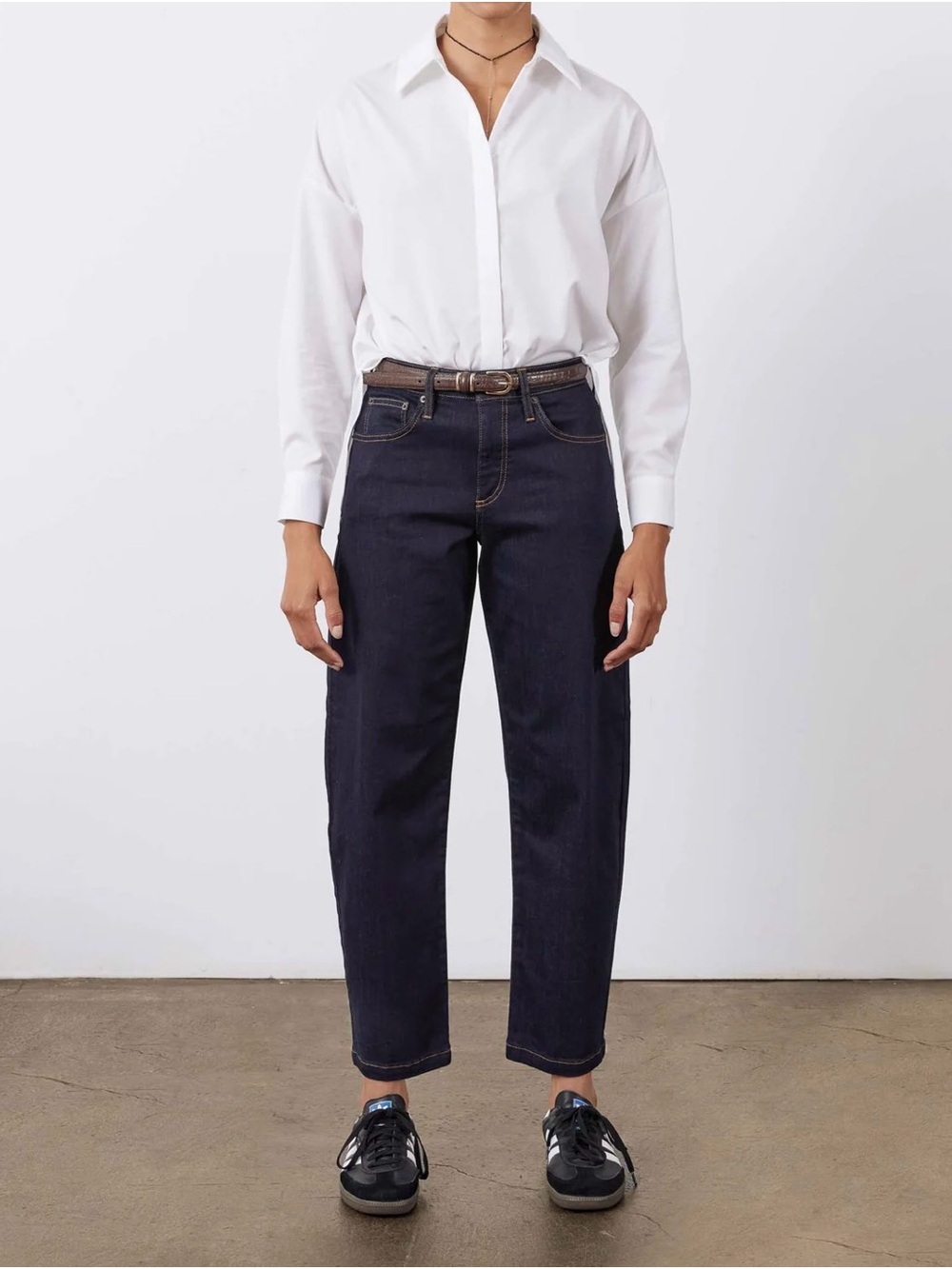 NWT RUTI CLASSIC BARREL LEG JEAN IN RICH DARK WASH 4